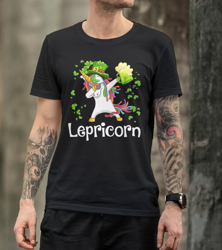 Lepricorn Beer Mug Shamrocks Rainbow Unicorn St. Patrick's Day T-Shirt