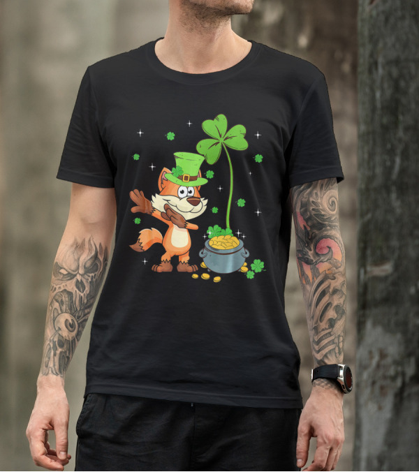 Shamrock Leprechaun Fox With Clover And Pot Of Gold T-Shirt