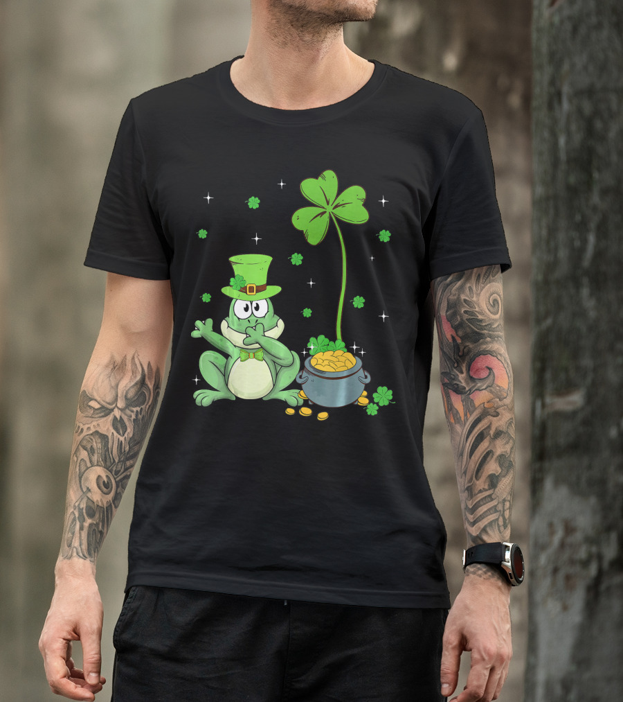 Shamrock Leprechaun Frog With Pot Of Gold And Clover Hat T-Shirt