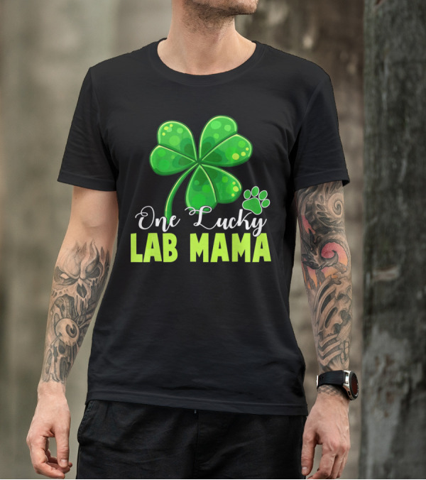 One Lucky Lab Mama Shamrock Paw Prints T-Shirt
