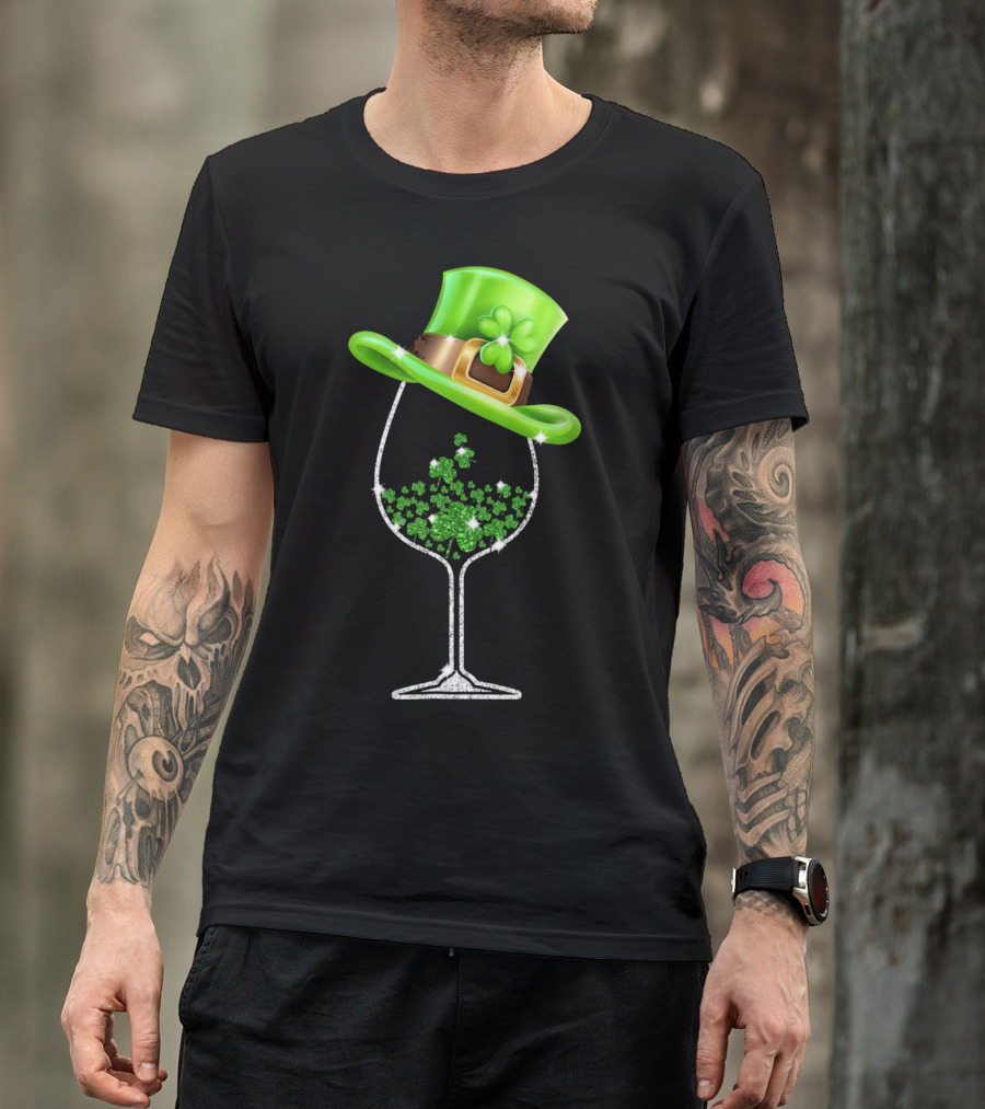 St Patricks Day Shamrock Wine Glass With Leprechaun Hat T-Shirt