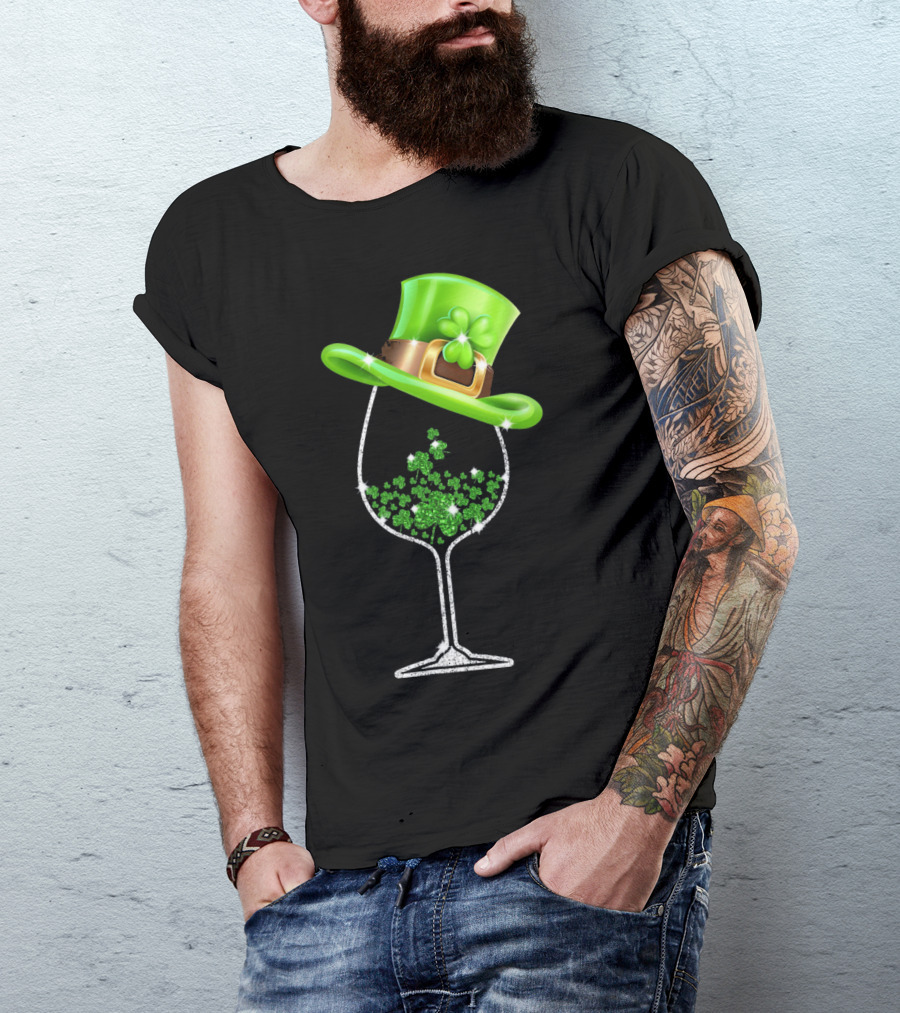 St Patricks Day Shamrock Wine Glass With Leprechaun Hat T-Shirt