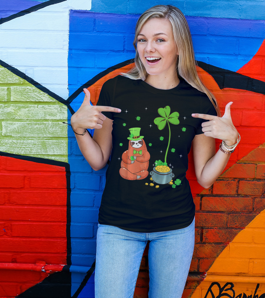 Shamrock Leprechaun Sloth Pot Of Gold St Patricks T-Shirt