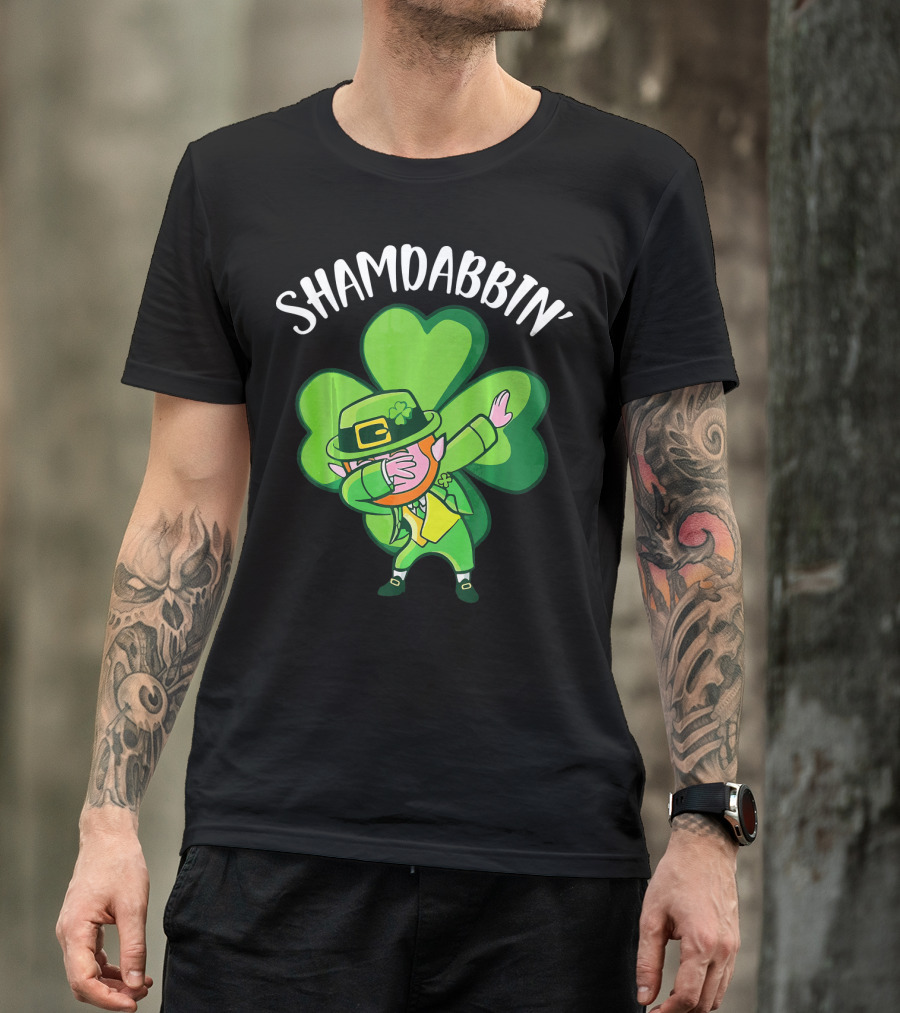 SHAMDABBIN' Leprechaun Dabbing With Big Shamrock T-Shirt