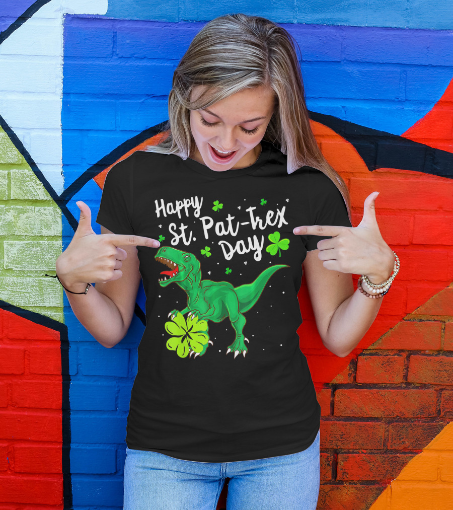 Happy St Pat Trex Day With Shamrock Dinosaurs T-Shirt