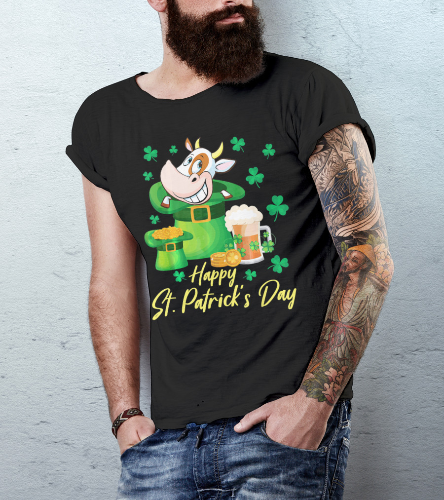 Happy St. Patrick's Day Cow Dancing In Leprechaun Hat With Gold Coins And Beer T-Shirt