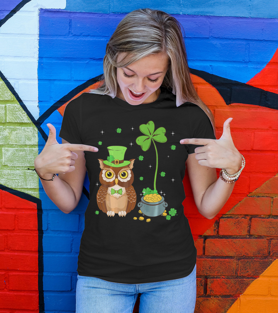 Shamrock Leprechaun Owl Pot Of Gold T-Shirt