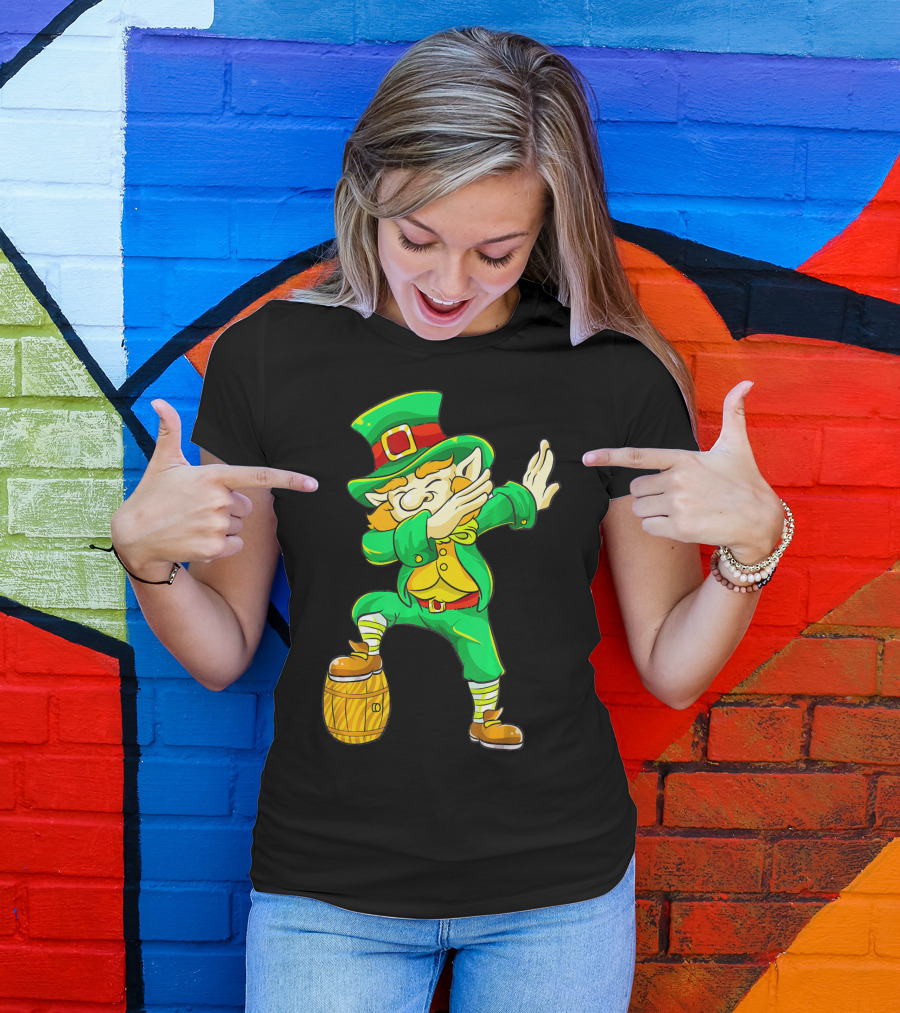 Dabbing Leprechaun Irish St Patrick's Day Beer Keg T-Shirt