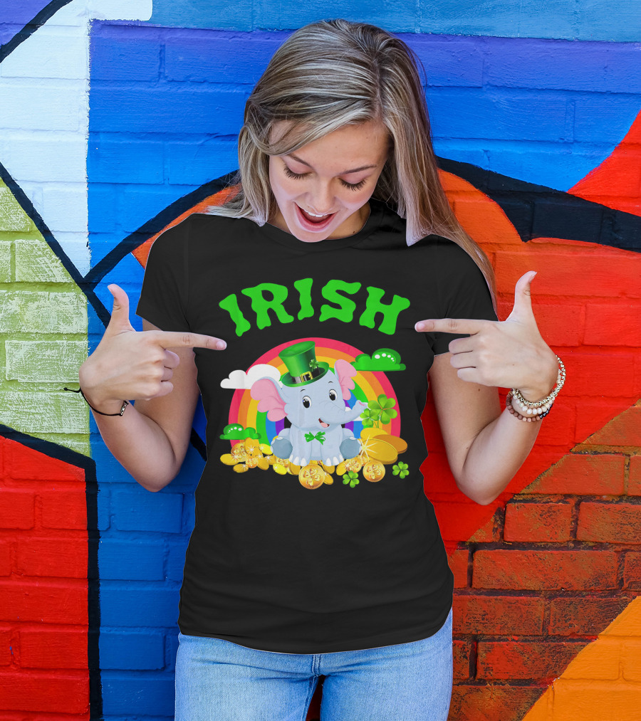 Irish Elephant St Patricks Day Rainbow Coins Clover T-Shirt
