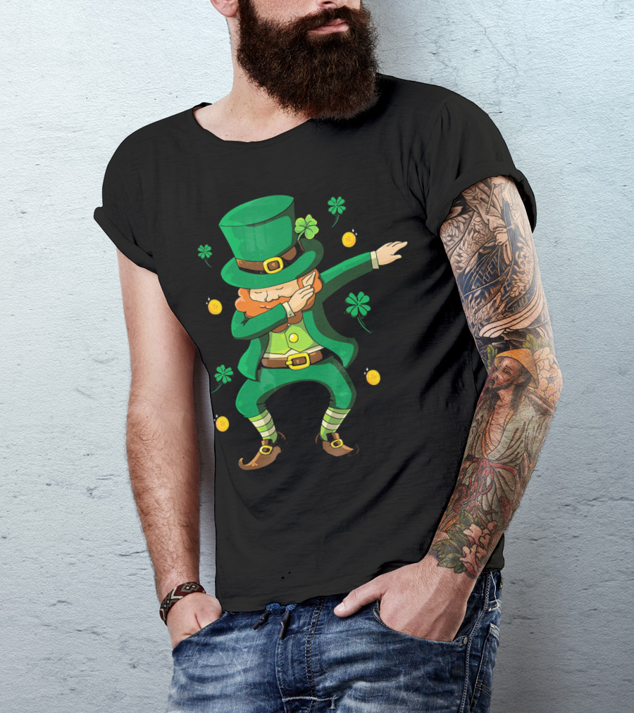 Funny Leprechaun Dabbing With Clover Coins T-Shirt