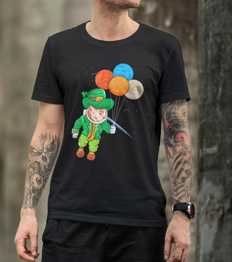 Leprechaun In Space St Patrick's Day Astronaut With Colorful Balloons T-Shirt