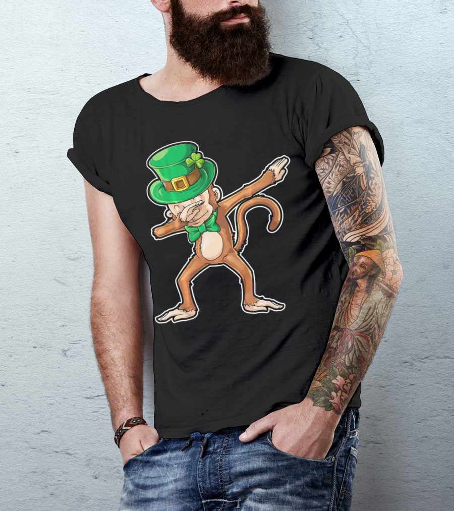 Dabbing Monkey St. Patrick's Day Leprechaun Hat Green Bow Tie T-Shirt