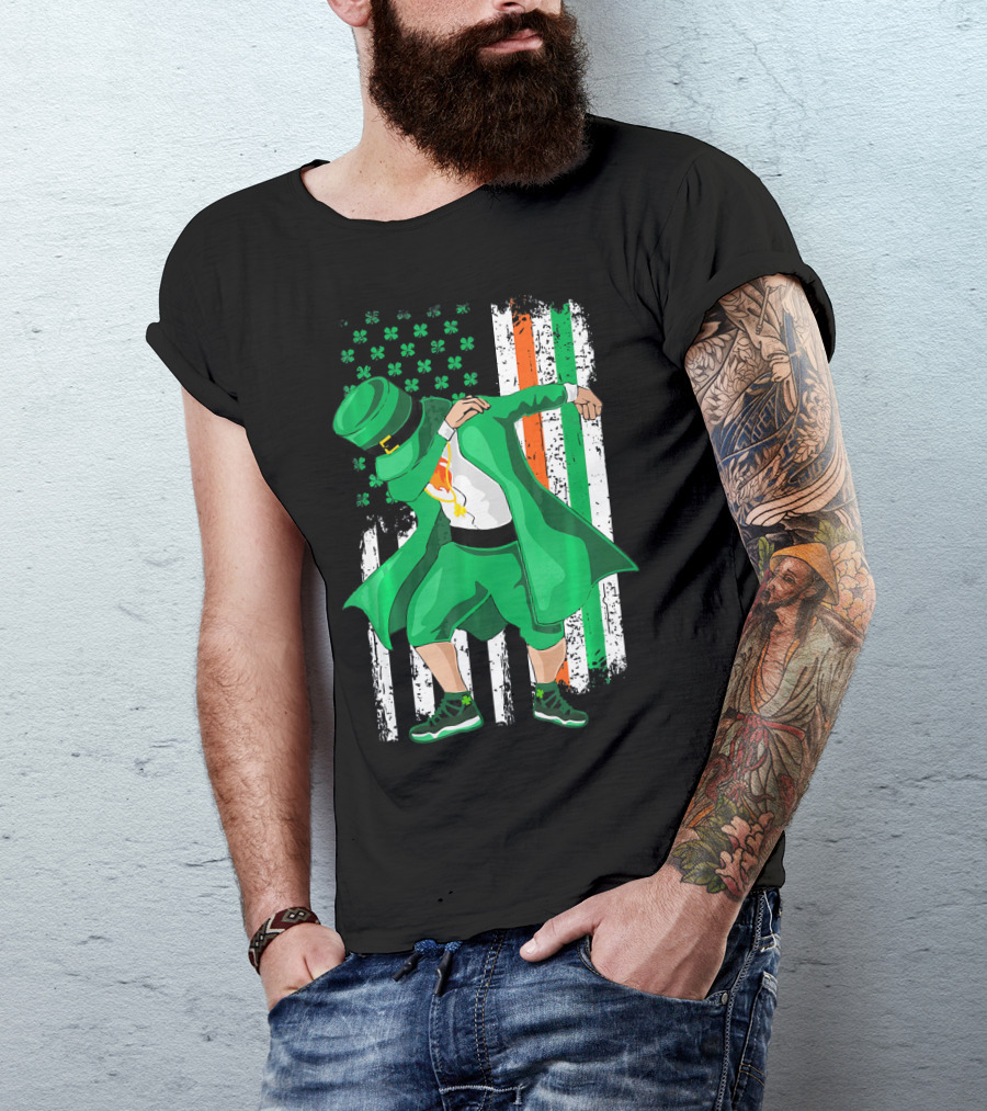 Dabbing Leprechaun With Shamrock And Irish American Flag Background T-Shirt