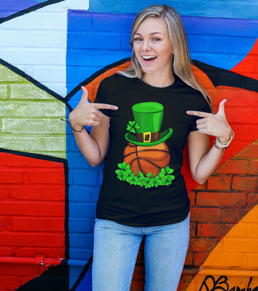Leprechaun Hat Basketball Shamrock St. Patrick's Day T-Shirt