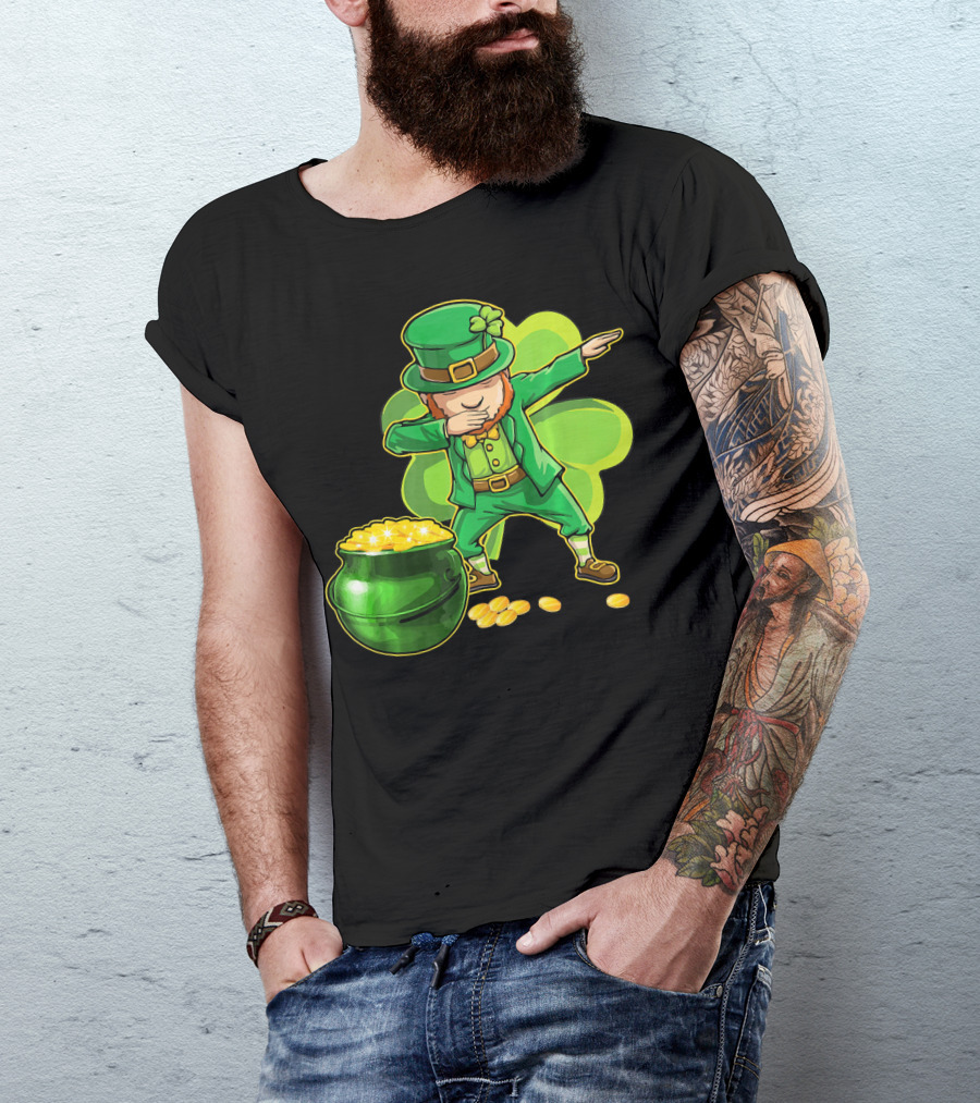 Dabbing Leprechaun Pot Of Gold Shamrock Dance T-Shirt