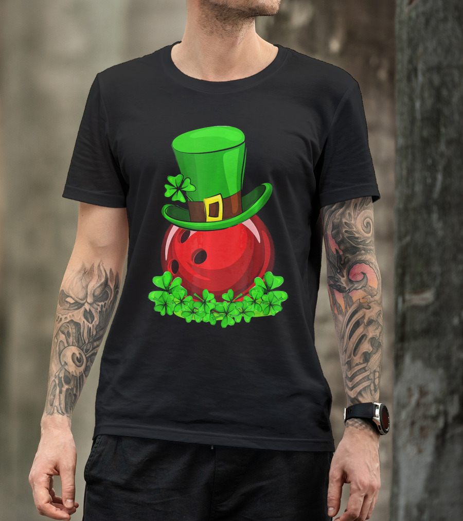 Leprechaun Hat Bowling Shamrock St Patrick's Day T-Shirt