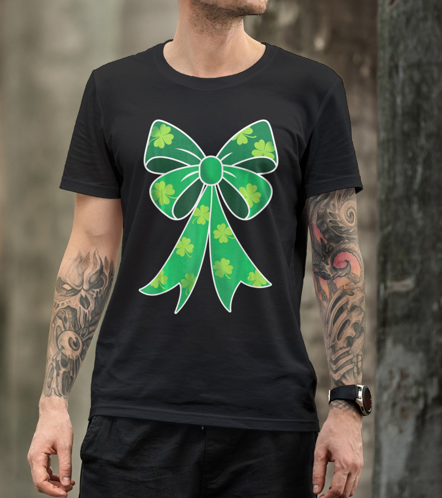 Cute Girls Irish Shamrock Bow T-Shirt