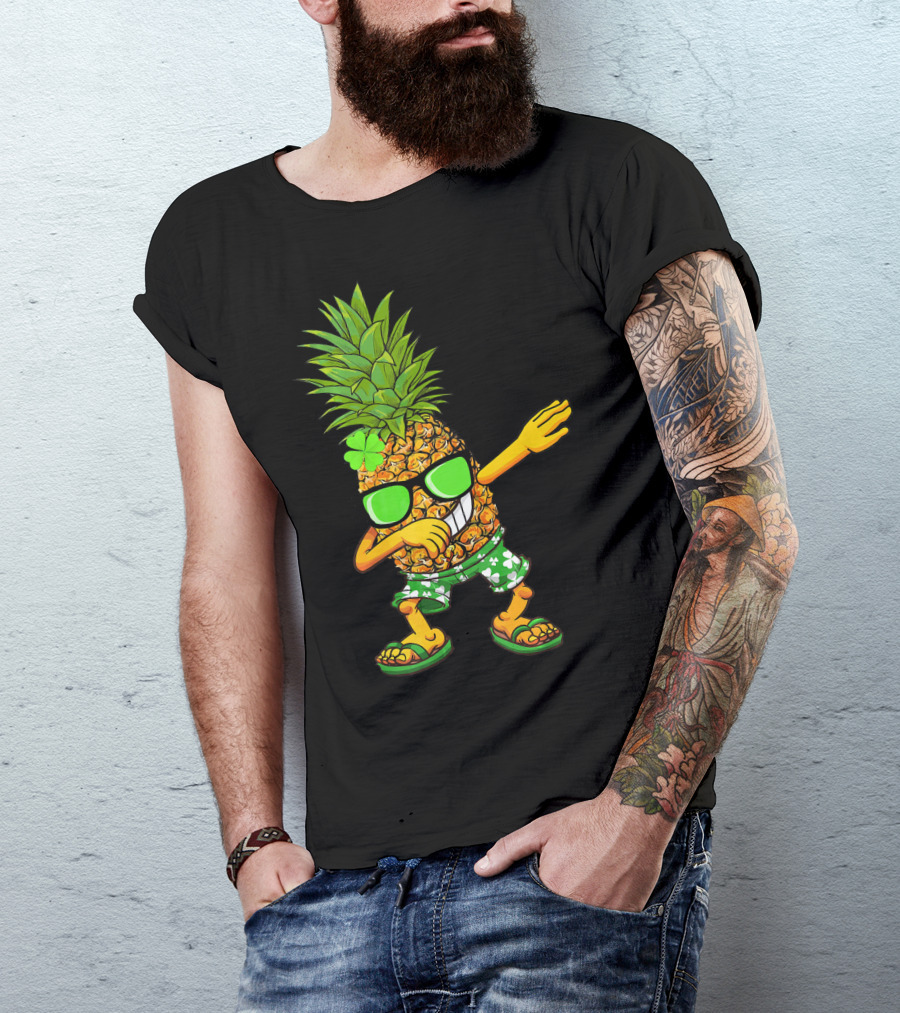 Pineapple Leprechaun Dabbing Clover Sunglasses St Patrick's Shorts T-Shirt