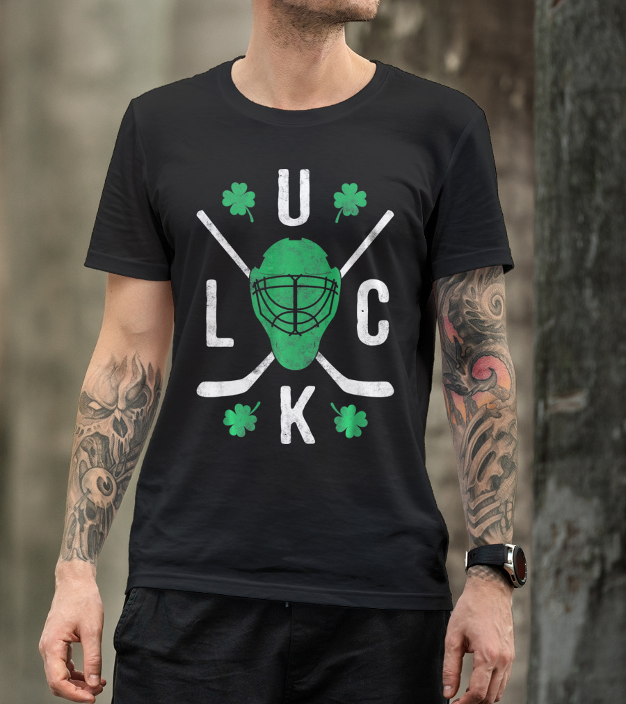 Luck Irish Hockey Player Clover Mask And Sticks T-Shirt