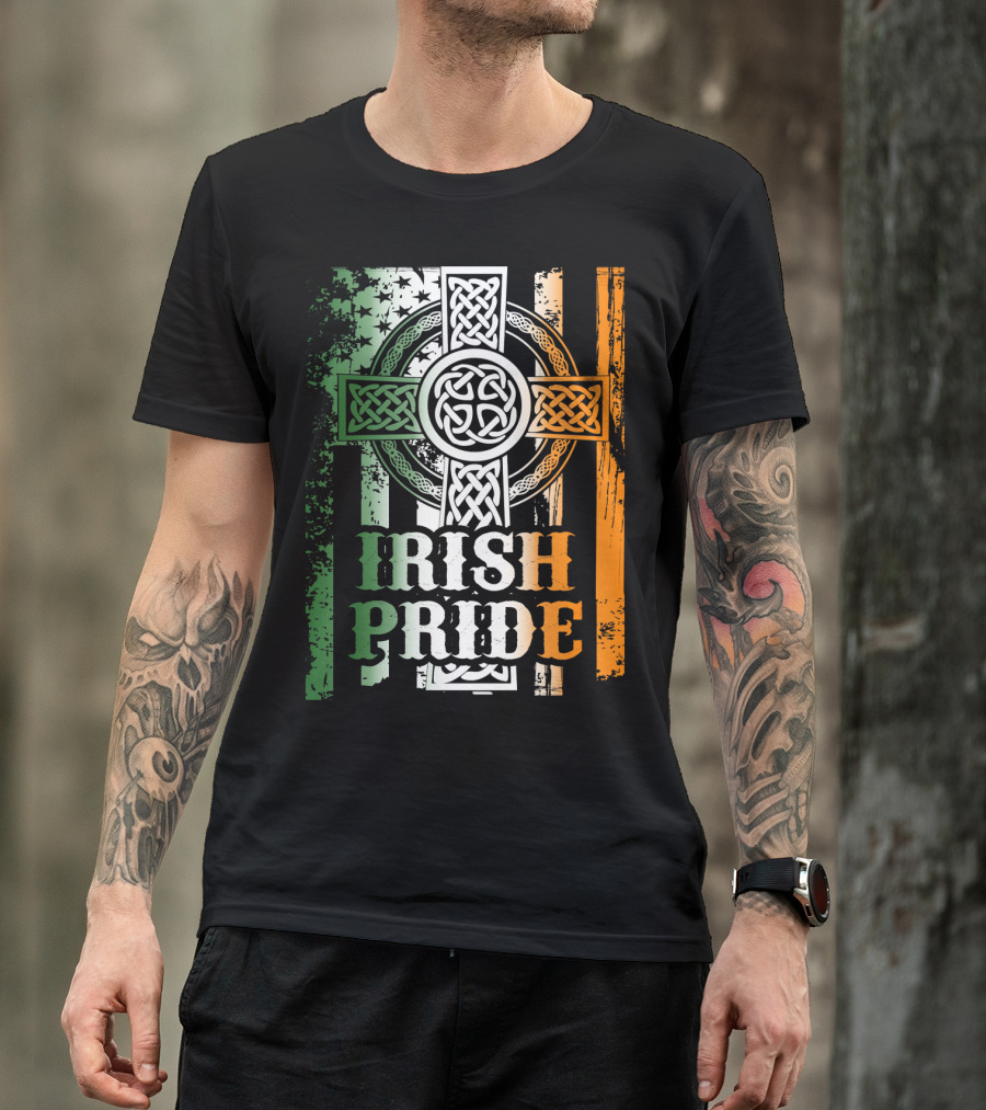 Irish Pride Celtic Cross St Patricks Day Flag Elements T-Shirt