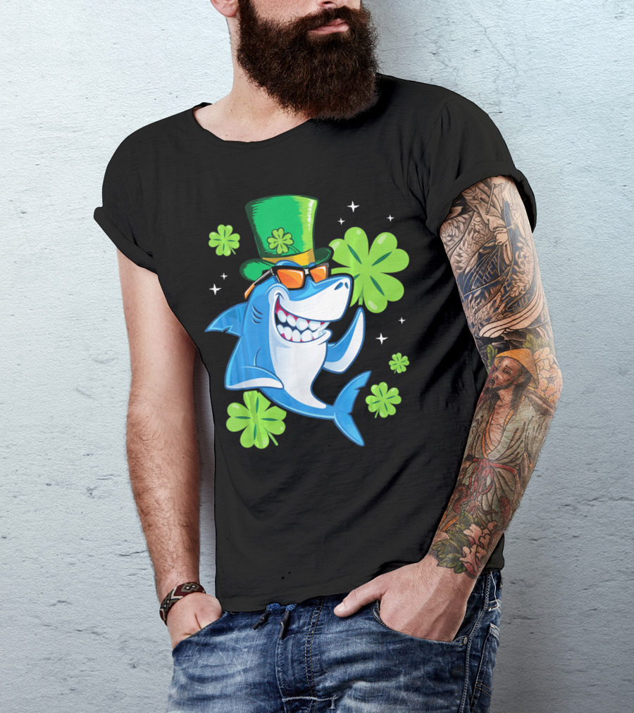 St Patricks Day Shamrock Paddy Shark Top Hat Dancing With Four-Leaf Clovers T-Shirt