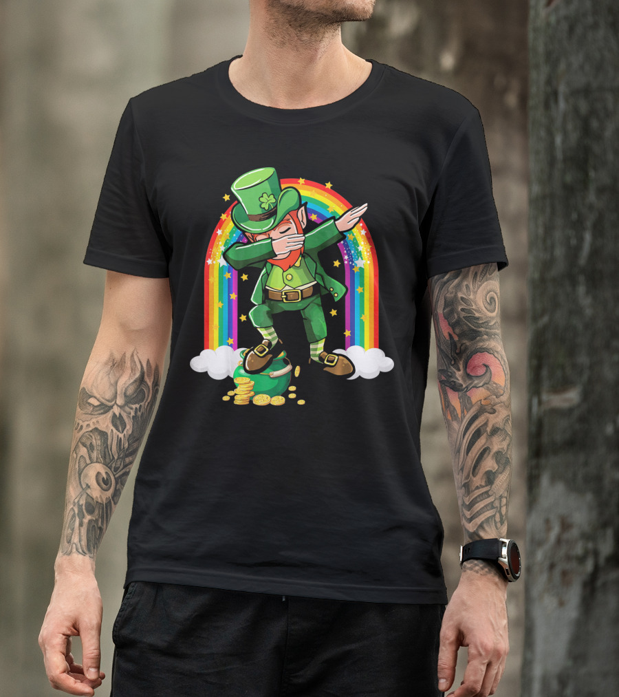 St Patricks Day Leprechaun Dabbing With Rainbow And Gold Coins T-Shirt
