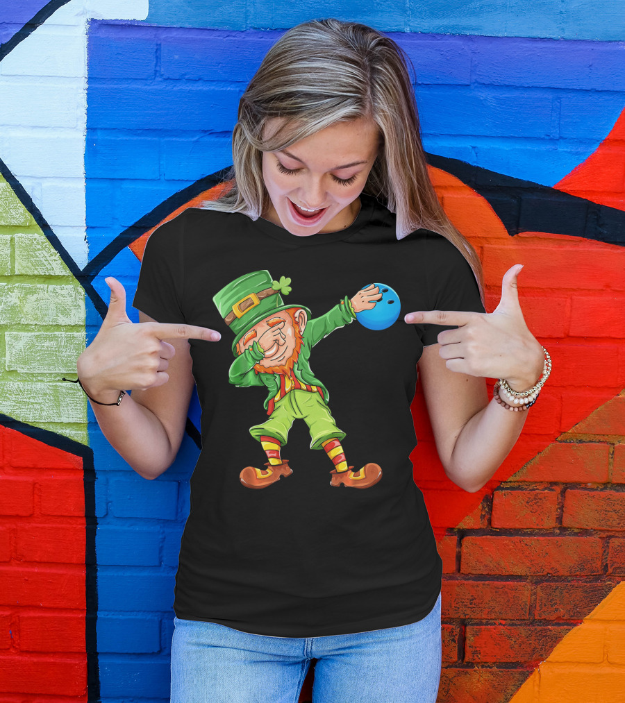 Dabbing Leprechaun Bowling St Patricks Day T-Shirt