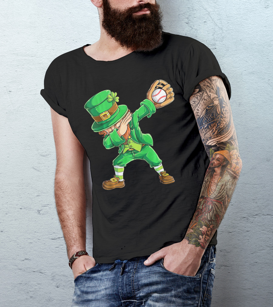 Dabbing Leprechaun Baseball Glove Pitcher Fantasy T-Shirt