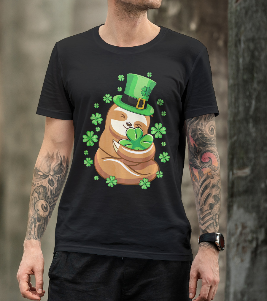 Lucky Sloth St Patricks Day Leprechaun With Shamrocks And Green Hat T-Shirt