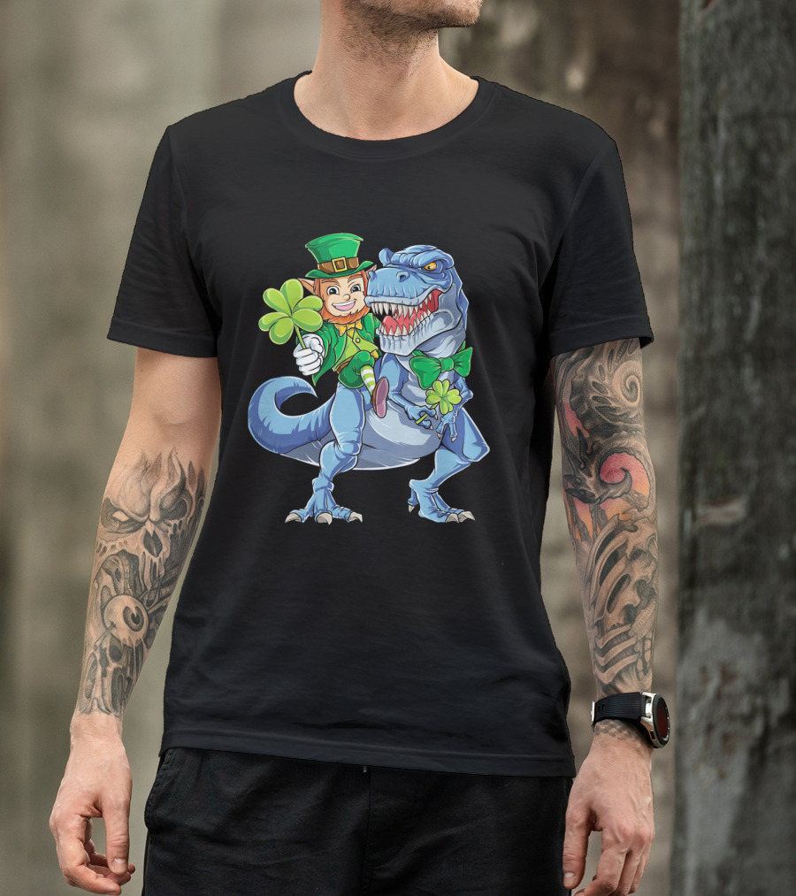 St Patricks Day Leprechaun Riding Dinosaur With Shamrock T-Shirt