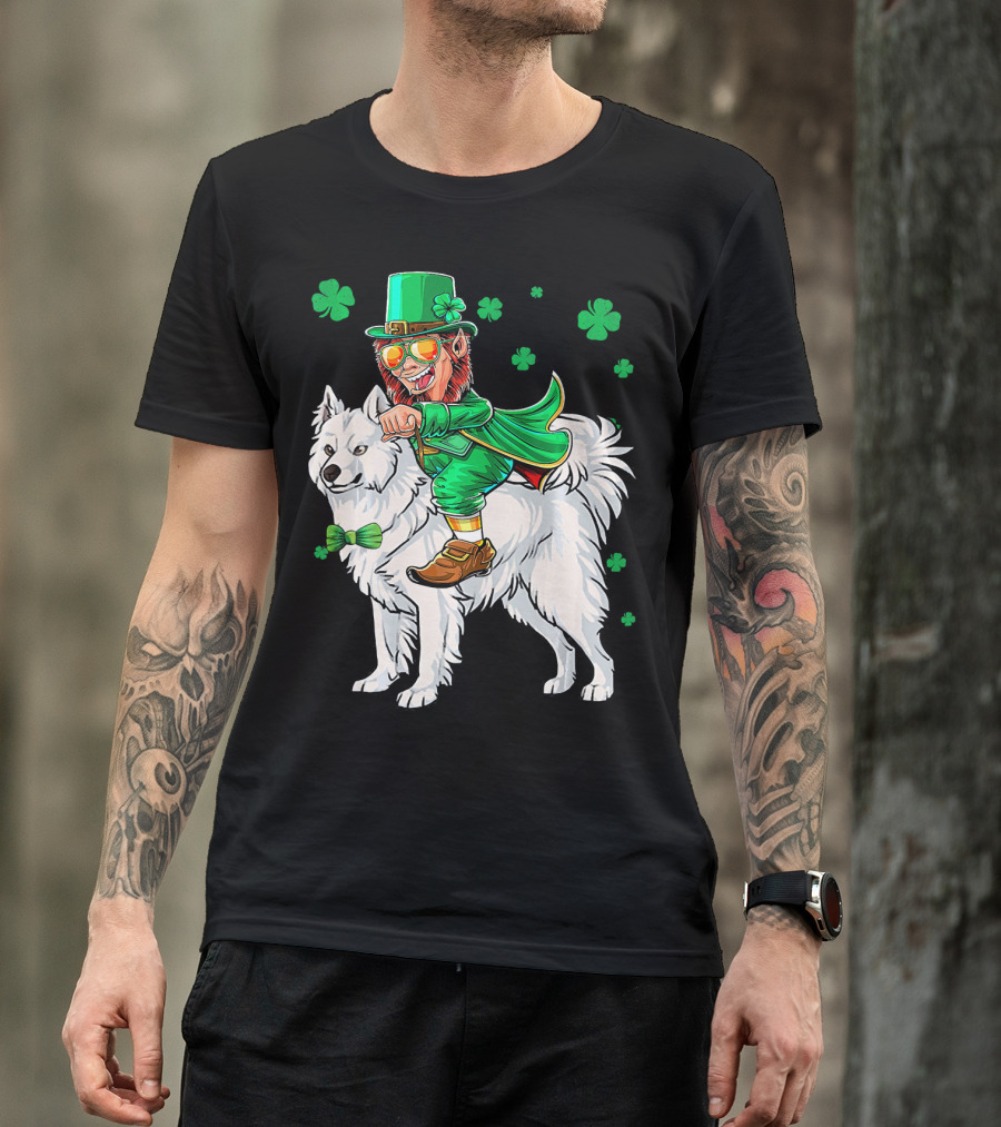 Leprechaun Riding Samoyed With Shamrocks St. Patrick's Day T-Shirt