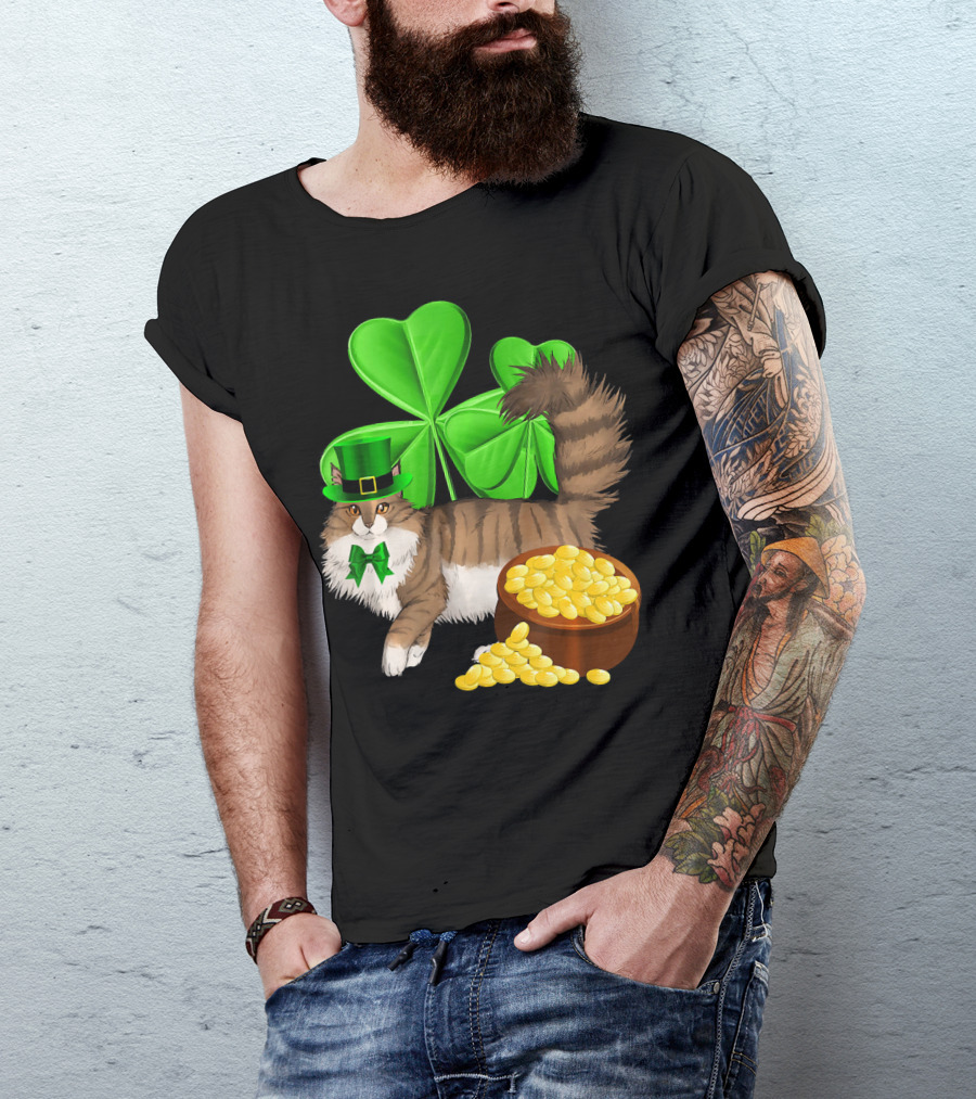 Norwegian Forest Cat Shamrock Gold T-Shirt