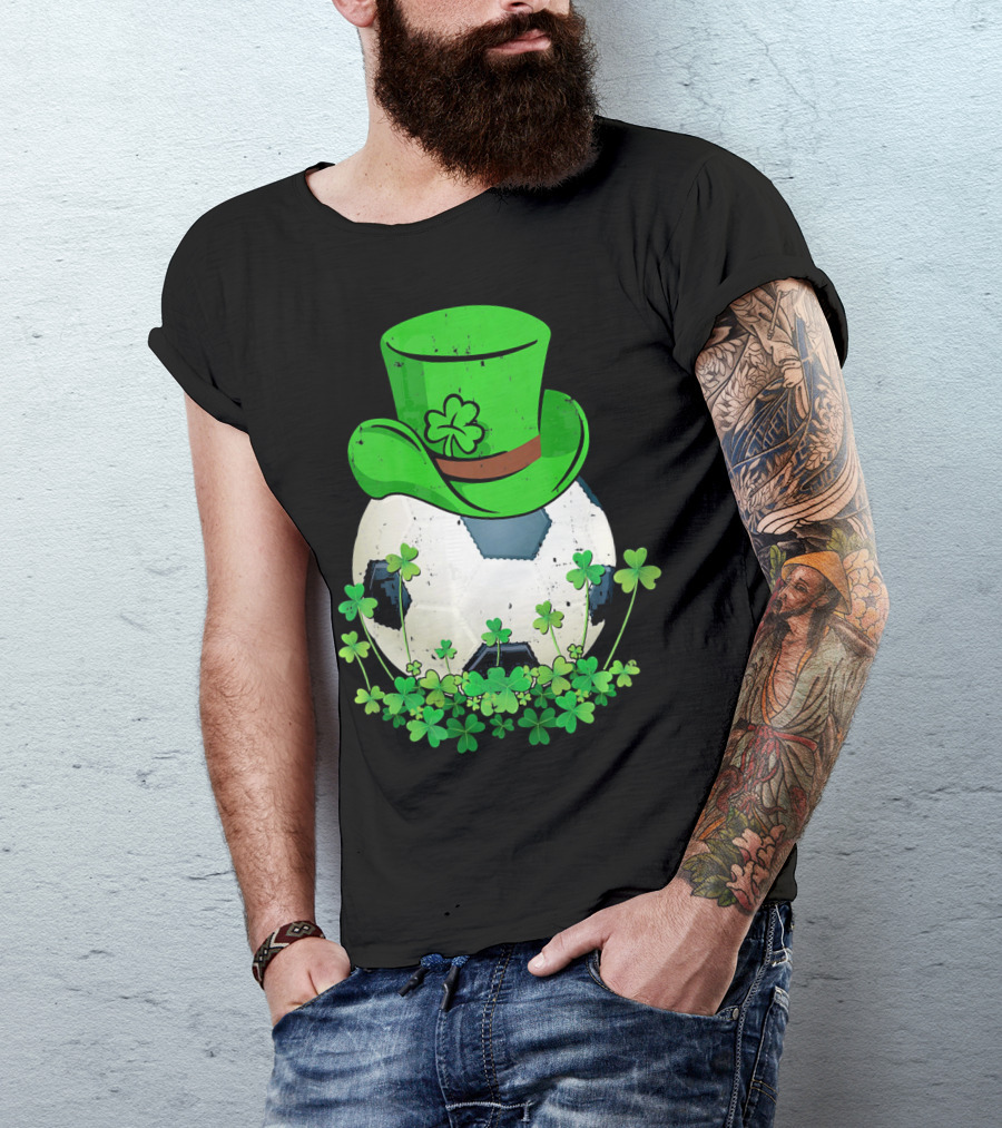 Shamrock Soccer Ball With Leprechaun Hat St Patricks Day T-Shirt