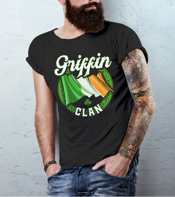Griffin Clan Irish Flag Surname Ireland Celtic Heritage T-Shirt