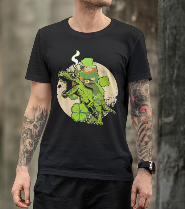 St Patricks Day Leprechaun Riding Dinosaur With Shamrocks T-Shirt