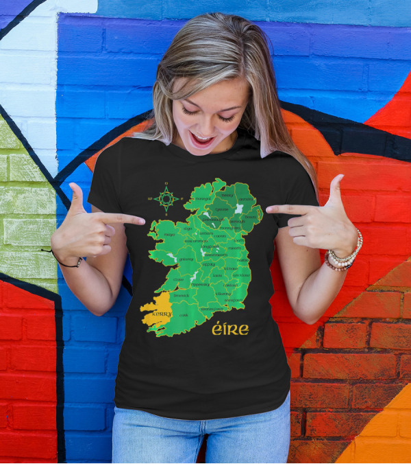 Kerry Ireland Éire Irish County Map Éire With Compass Rose T-Shirt