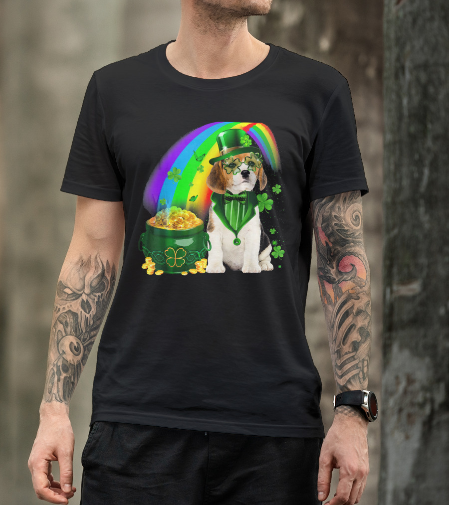 Beagle Dog Rainbow Leprechaun Hat Shamrock Coin Pot T-Shirt