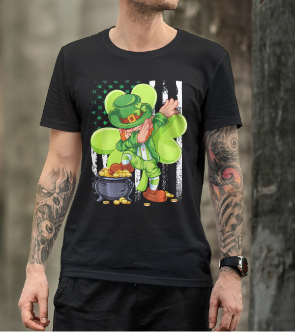 Leprechaun Dabbing With Pot Of Gold And Shamrock T-Shirt