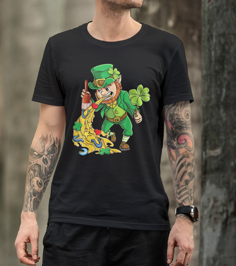 St Patricks Day Leprechaun Pouring Shamrocks Hearts Horseshoes And Stars T-Shirt
