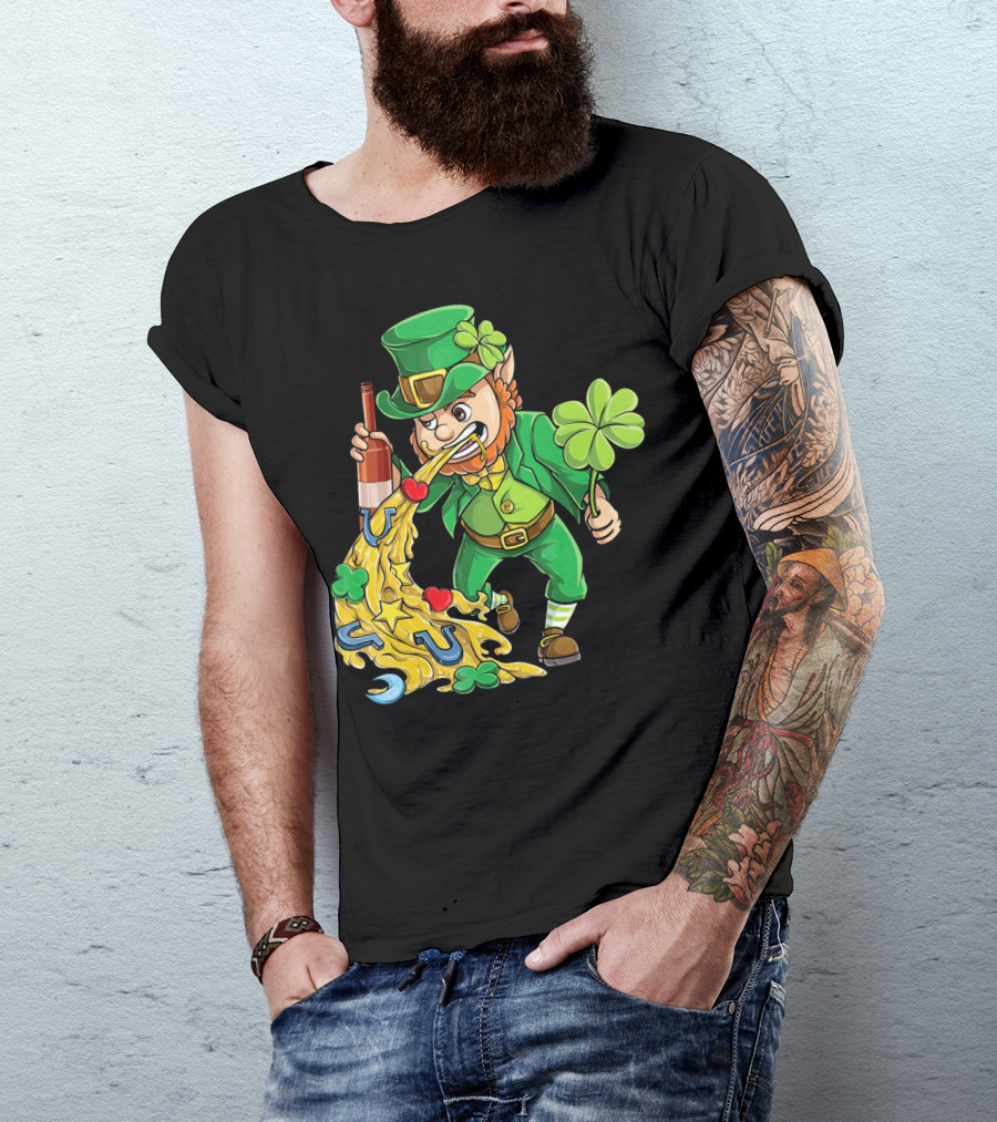 St Patricks Day Leprechaun Pouring Shamrocks Hearts Horseshoes And Stars T-Shirt