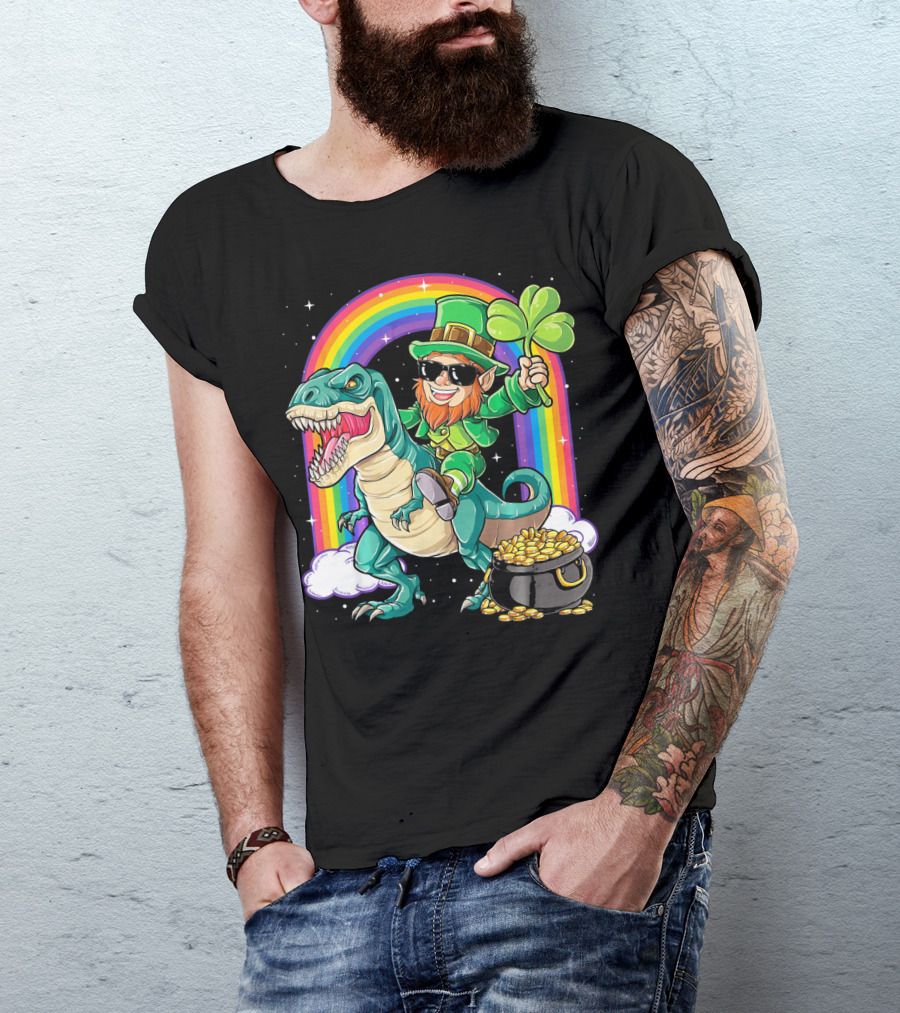 Leprechaun Riding Dinosaur T-Rex Shamrock Rainbow Pot Of Gold St Pat's Day T-Shirt