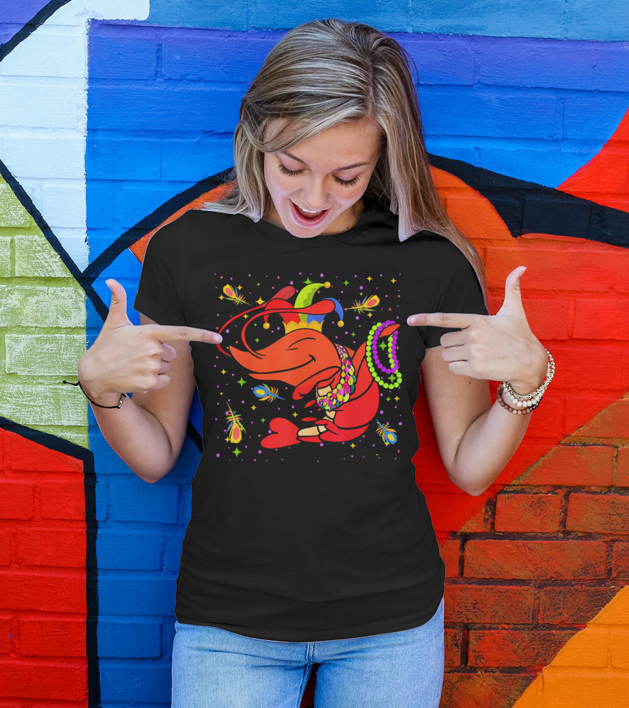 Dabbing Crawfish With Beads And Jester Hat Mardi Gras T-Shirt