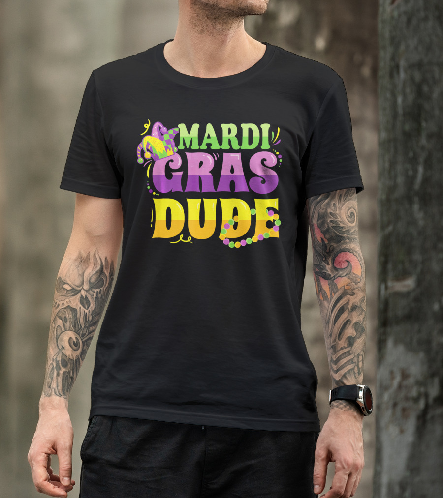 Mardi Gras Dude New Orleans Beads And Jester Hat T-Shirt