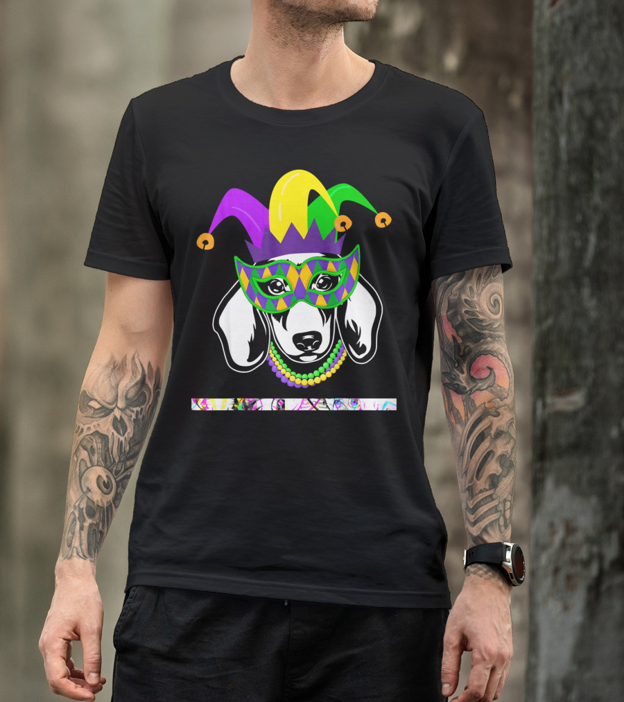 Mardi Gras Dachshund Jester Mask Beads Dogs Love T-Shirt