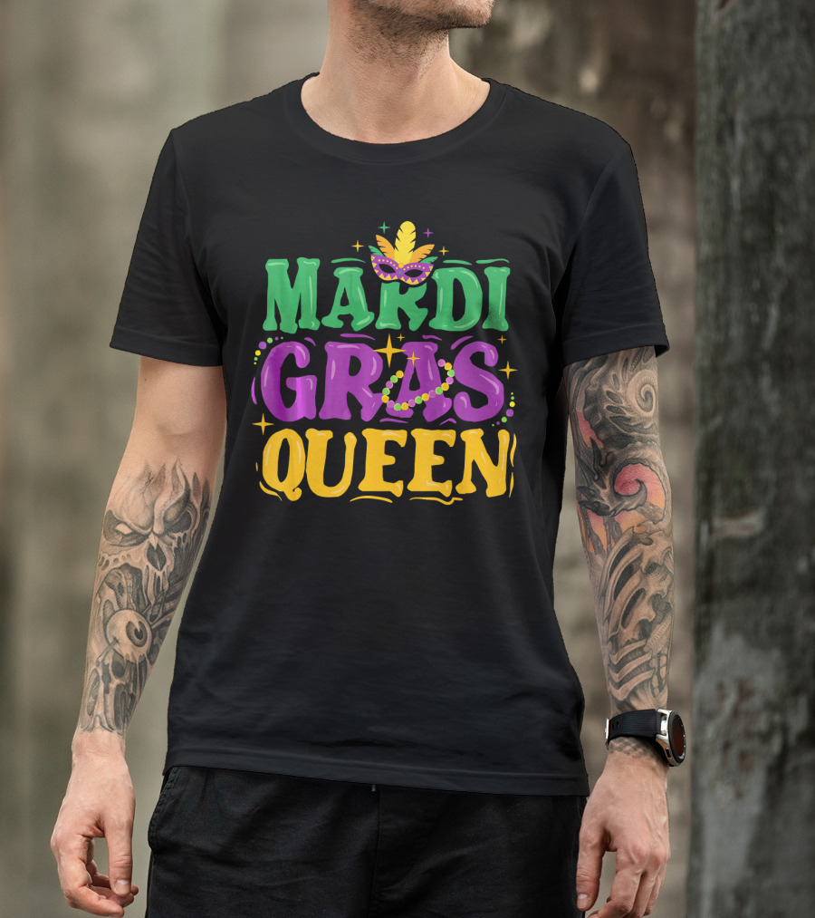Mardi Gras Queen Beads And Mask Celebration New Orleans T-Shirt