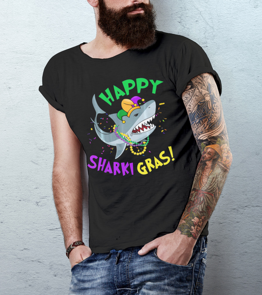 Happy Sharki Gras Mardi Gras Shark With Beads And Jester Hat T-Shirt