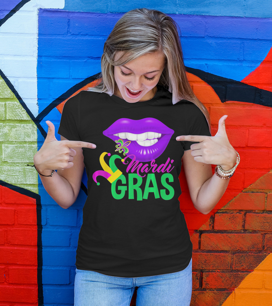 Mardi Gras Lips With Jester Hat And Fleur-de-Lis T-Shirt