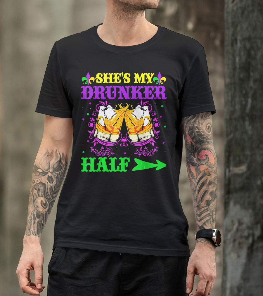 She's My Drunker Half Mardi Gras Co Cheers With Colorful Fleur-de-Lis And Clinking Glasses T-Shirt