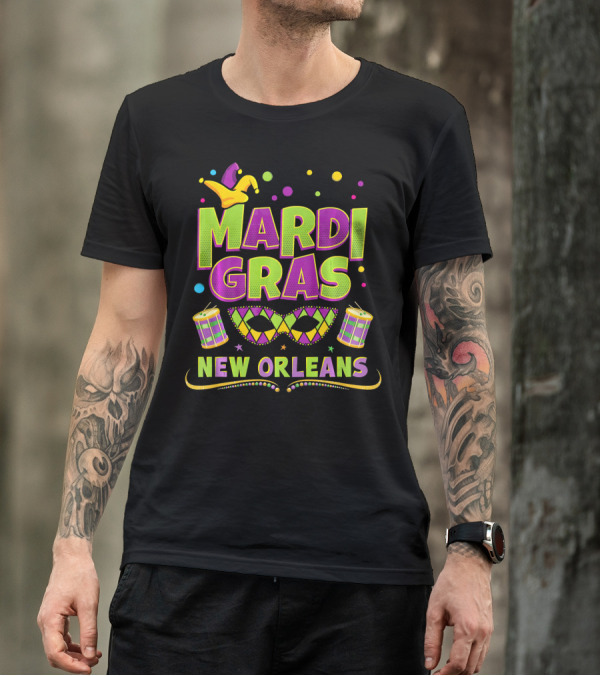 Mardi Gras New Orleans Jester Mask Drums T-Shirt