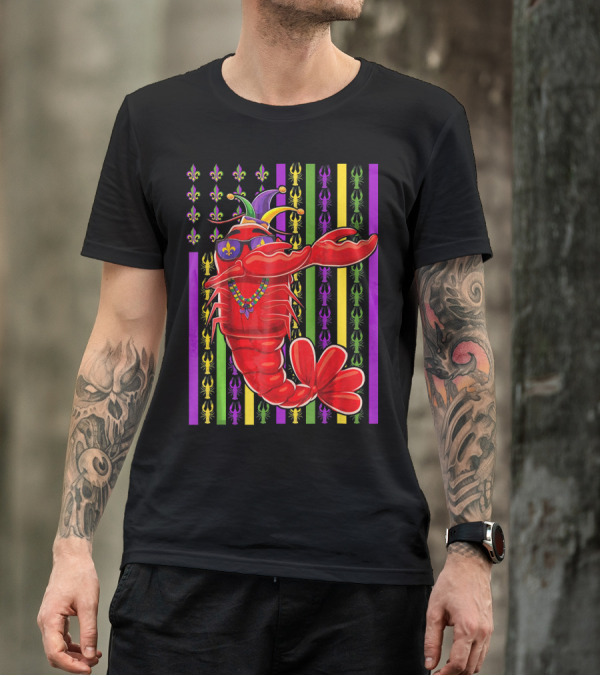 Funny Mardi Gras Crawfish Dabbing Americ Jester Hat Beads Fleur-de-Lis Stripes T-Shirt